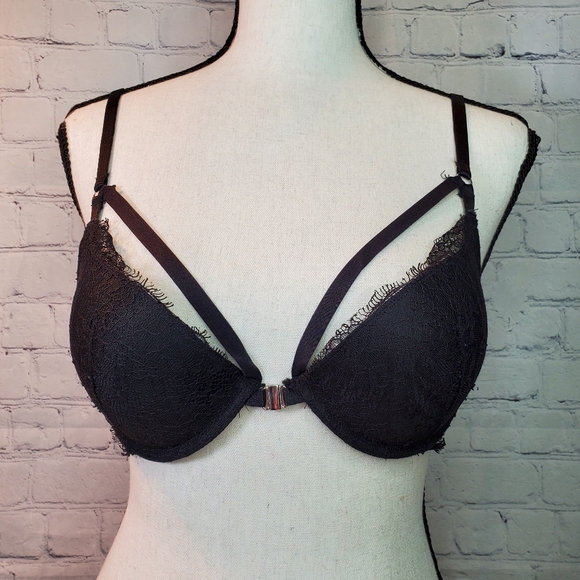 Maidenform Other - Maidenform BRA Size 36A